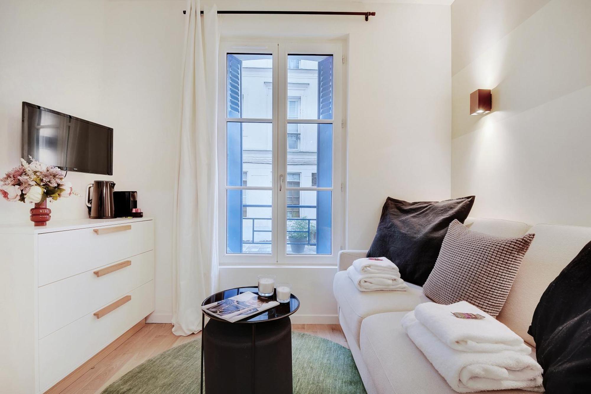 Amazing Residence Cremieux Gare De Lyon Paris Exterior photo