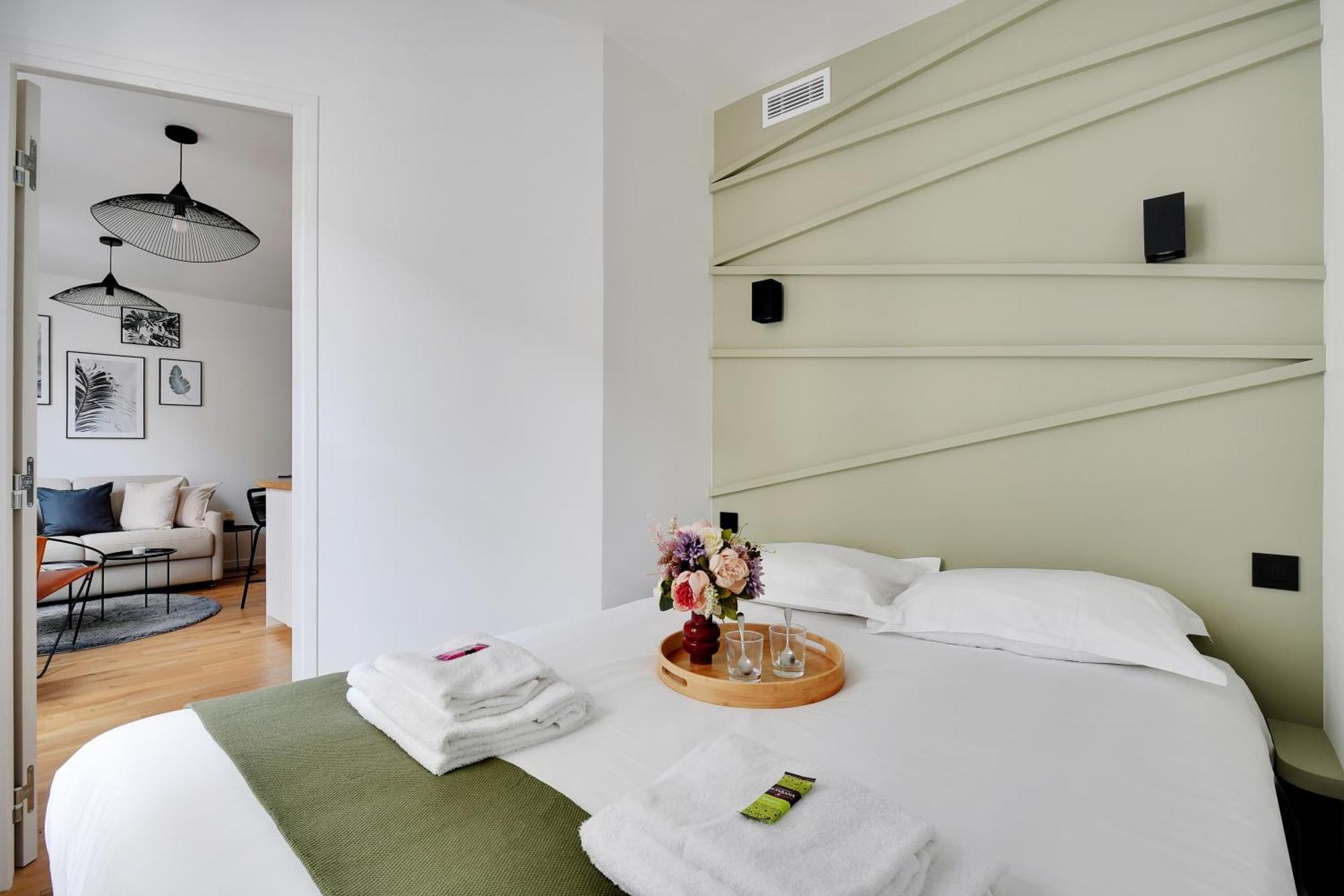 Amazing Residence Cremieux Gare De Lyon Paris Exterior photo