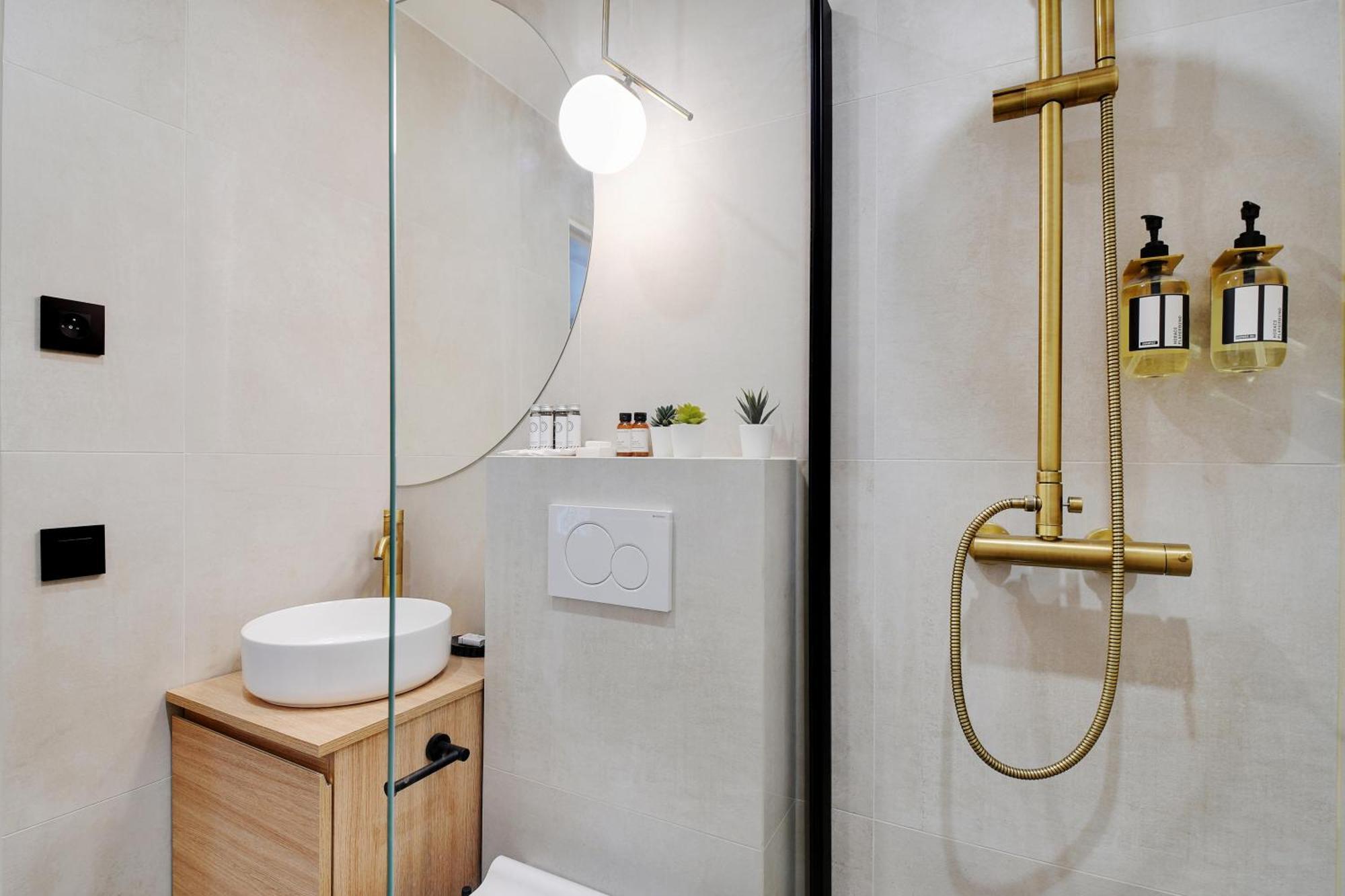 Amazing Residence Cremieux Gare De Lyon Paris Exterior photo