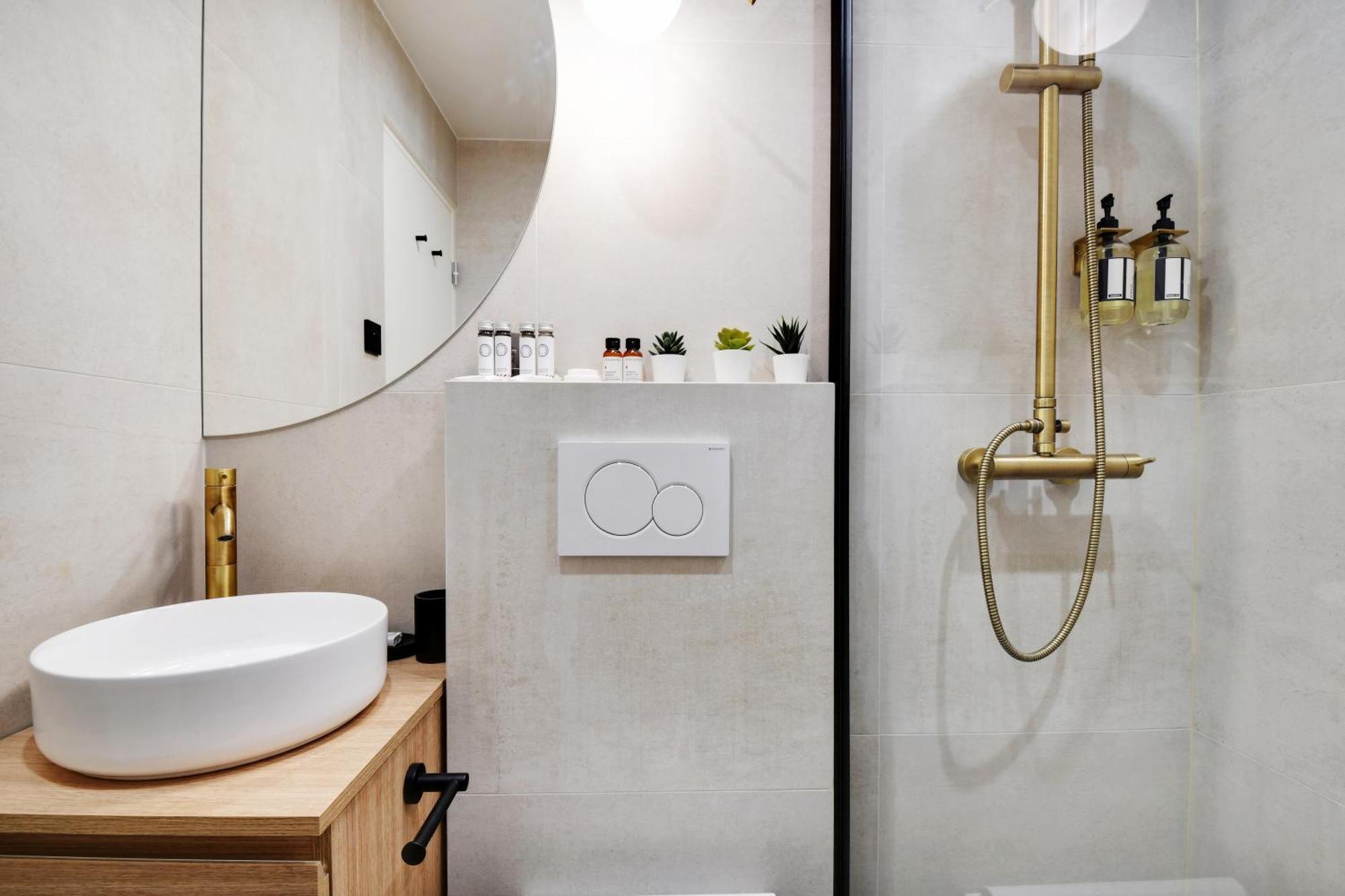 Amazing Residence Cremieux Gare De Lyon Paris Exterior photo